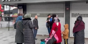 duzcede-kuyumcu-vurgunu-iddiasi-magdurlar-evin-onunde-toplandi-7fnhBReT.webp