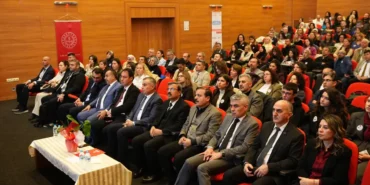 erasmus-bursaya-2025te-535-katilimci-hareketliligi-sagladi-wfRmvZTX.webp