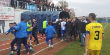 ergene-velimesespor-ile-uzunkopruspor-macinda-gazeteciye-ve-futbolculara-saldiri-FedW6YWM.webp