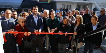 izmir-karabaglarda-ileri-yas-akademileri-acildi-jdZJx35m.webp