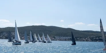 izmir-marina-kis-boyunca-yelken-tutkunlarini-agirliyor-9ut6gLYw.webp