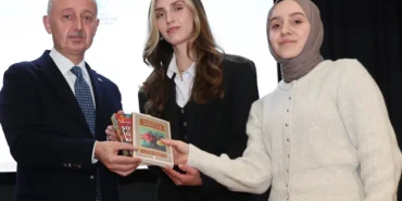 kocaelide-baskan-buyukakin-gelecegin-lider-adaylariyla-bulustu-ZPbrFmjx.webp