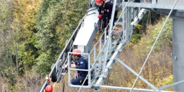 kocaelide-teleferik-hattinda-nefes-kesen-kurtarma-tatbikati-priasUUe.webp