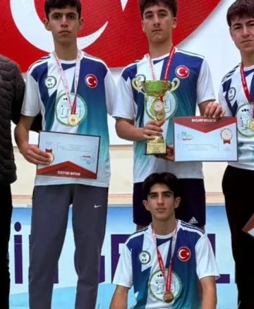 mardin-yesilli-genclerbirliginden-cifte-sampiyonluk-4XvnXsCt.webp