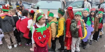 memduh-buyukkilic-ogrencilere-toggu-tanitti-E8Tv3vpH.webp