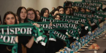 baskan-buyukakindan-kocaelisporun-59-yilina-ozel-bulusma-QJtnXy1w.webp