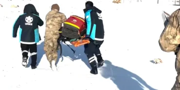 batmanda-rahatsizlanan-vatandasi-jandarma-helikopterle-ulastirdi-fKaDd7Zy.webp