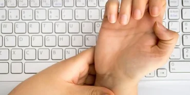 bilgisayar-basinda-uzun-zaman-gecirenler-dikkat-hOOZkxRL.webp