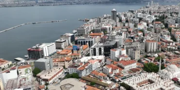 bilim-insanlarindan-izmir-icin-korkutan-uyari-izmir-cokuyor-deniz-50-yila-basmaneye-ulasabilir-sTbA3B6V.webp