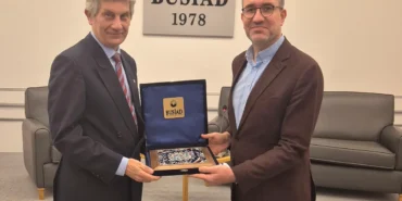 busiadda-felsefe-soylesileri-suruyor-yapay-zeka-uretken-degil-turetkendir-ThpbEgnh.webp