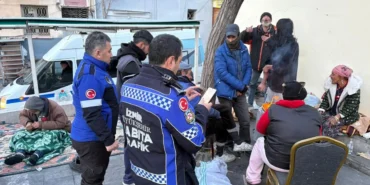 hava-soguk-ancak-izmirde-kimse-yalniz-degil-sPCW9m85.webp