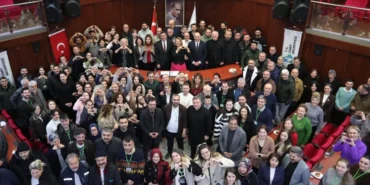 izmit-belediyesinden-esit-promosyon-karari-tum-calisanlara-85-bin-tl-sxQpjjWP.webp