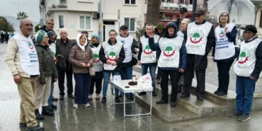 mudanyada-emeklilerden-seyyanen-zam-hemen-eylemi-pm36emnS.webp