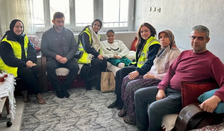 sakarya-tarakli-da-gonullere-dokunan-ziyaret-SeUHGt7n.webp