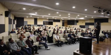 sakaryada-akademi-egitimleri-yogun-ilgiyle-sona-erdi-8AsU5JCm.webp