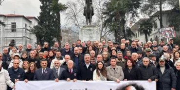 ugur-mumcu-bursada-anildi-Yck9XBIn.webp