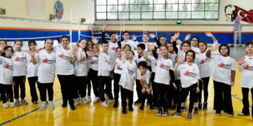 ankarada-cocuklara-fabrika-voleybol-projesi-1tTDtzug.webp