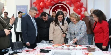 artvinde-yeni-evlenen-ve-evlilik-asamasindaki-ciftlere-aile-anlatildi-qGTTUELv.webp