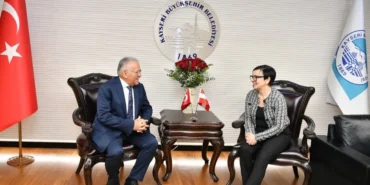 avusturya-ankara-buyukelcisinden-buyukkilica-ziyaret-ebDzLqBF.webp