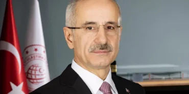 bakan-uraloglu-acikladi-pttden-emeklilere-14-bin-tlye-varan-nakit-destek-8c92GTdW.webp