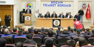 deprem-gercegiyle-yasamak-konulu-panel-adana-kozanda-yapildi-AktXKMWw.webp