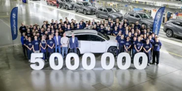 hyundai-cek-fabrikasinda-5-milyonuncu-aracini-uretti-wie5JdFf.webp