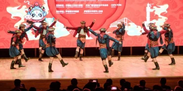 izmirde-cin-yeni-yili-coskusu-NqbpBm3h.webp