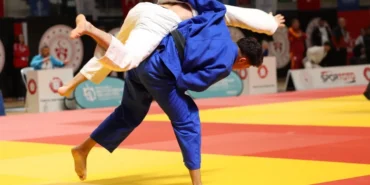 kocaelide-gozler-buyukler-turkiye-judo-sampiyonasi-finalinde-OHKYax9M.webp