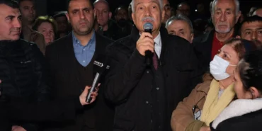 tahliyesi-ardindan-adanaya-gelen-zeydan-karalar-deprem-sehitlerini-andi-TVKYhdBi.webp
