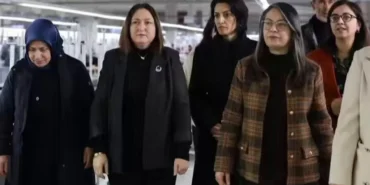 agri-belediyesinden-kadin-calisanlara-ziyaret-t9pV2Zhj.webp