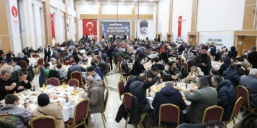 ankara-keciorende-baskan-ozarslan-vatandaslarla-bulustu-WX95fl2d.webp