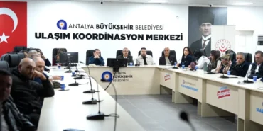 antalyada-toplu-ulasim-soforlerine-egitim-aYzMxIKA.webp