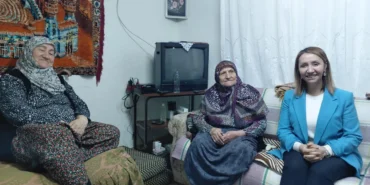 bilecik-pazaryerinde-yaslilara-vefa-ziyareti-Rn7XigtQ.webp