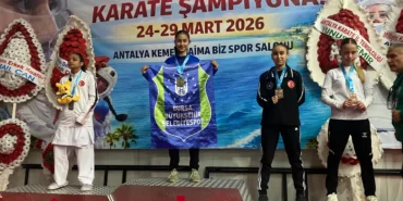 bursa-buyuksehir-belediyesporlu-karateciler-turkiye-sampiyonasinda-parladi-LJLdSkCW.webp