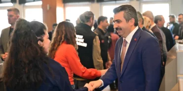 bursada-yildirim-belediyesi-bayramlasti-gpDIyZSF.webp