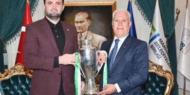 bursaspordan-bozbeye-gecmis-olsun-mesaji-kimse-bursaspora-dusmanlik-yapmasin-UHgYsG1I.webp