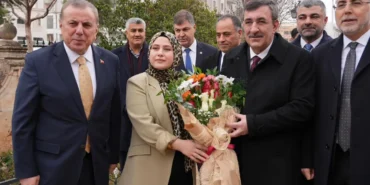 cumhurbaskani-yardimcisi-cevdet-yilmaz-mardin-midyatta-yatirimlari-tanitti-ZfL68u9h.webp