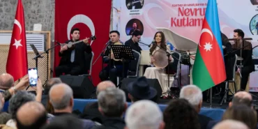 izmirde-azerbaycan-ruzgari-KfLrINiP.webp