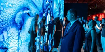 izmirde-kultur-ve-sanat-hamlesi-iki-yilda-40-bin-kisi-tiyatroyla-bulustu-2sMDJGX3.webp