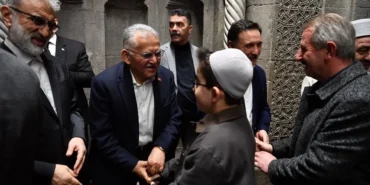 kayseri-protokolunden-bayram-bulusmasi-aDYuYOvE.webp