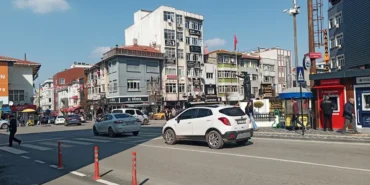 kesanda-meydan-ismi-tartismasi-tekel-meydani-mi-alparslan-turkes-meydani-mi-FkcdzJFr.webp
