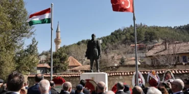 kutahyada-macar-ozgurluk-savasinin-178-yili-anildi-ShcWOSBa.webp
