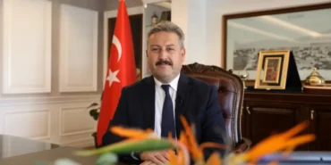 mustafa-palancioglundan-kadir-gecesi-mesaji-UBMlvu2l.webp