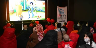tcl-electronics-turkiyeden-losevli-cocuklara-ozel-sinema-odasi-b1hK9uwk.webp