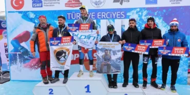 uluslararasi-erciyes-dag-kayagi-yarislari-sona-erdi-wbBDfI22.webp