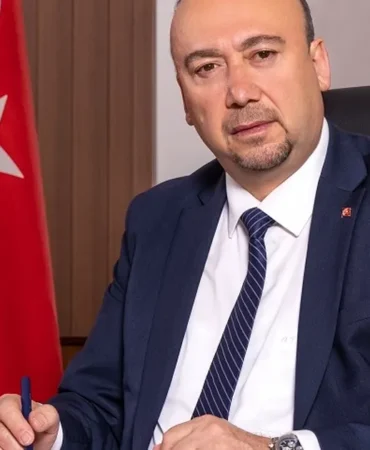 usak-belediye-baskani-ozkan-yalim-gorevden-uzaklastirildi-mGmPcSJQ.webp