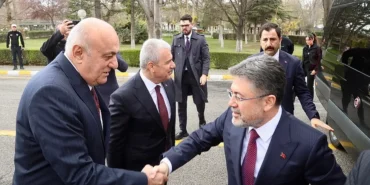 bakan-yumaklidan-konya-sekere-ziyaret-TKyUZvnl.webp