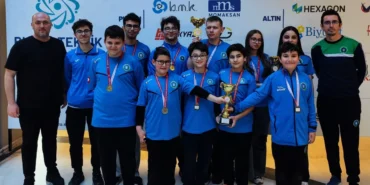 bursa-buyuksehirli-satranccilar-basariya-doymadi-t5Ecc5pB.webp