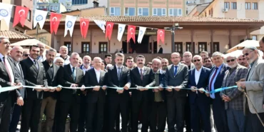 bursa-yildirimda-emir-buhari-yenilenen-yuzuyle-acildi-p3cZnpa1.webp