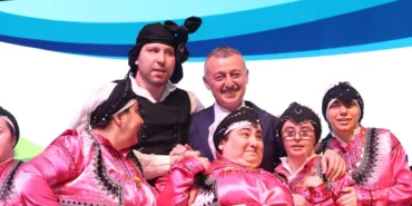 buyukakin-onemli-olan-insanlarin-dezavantajli-hale-gelmesini-onlemek-Ms4gkaqK.webp